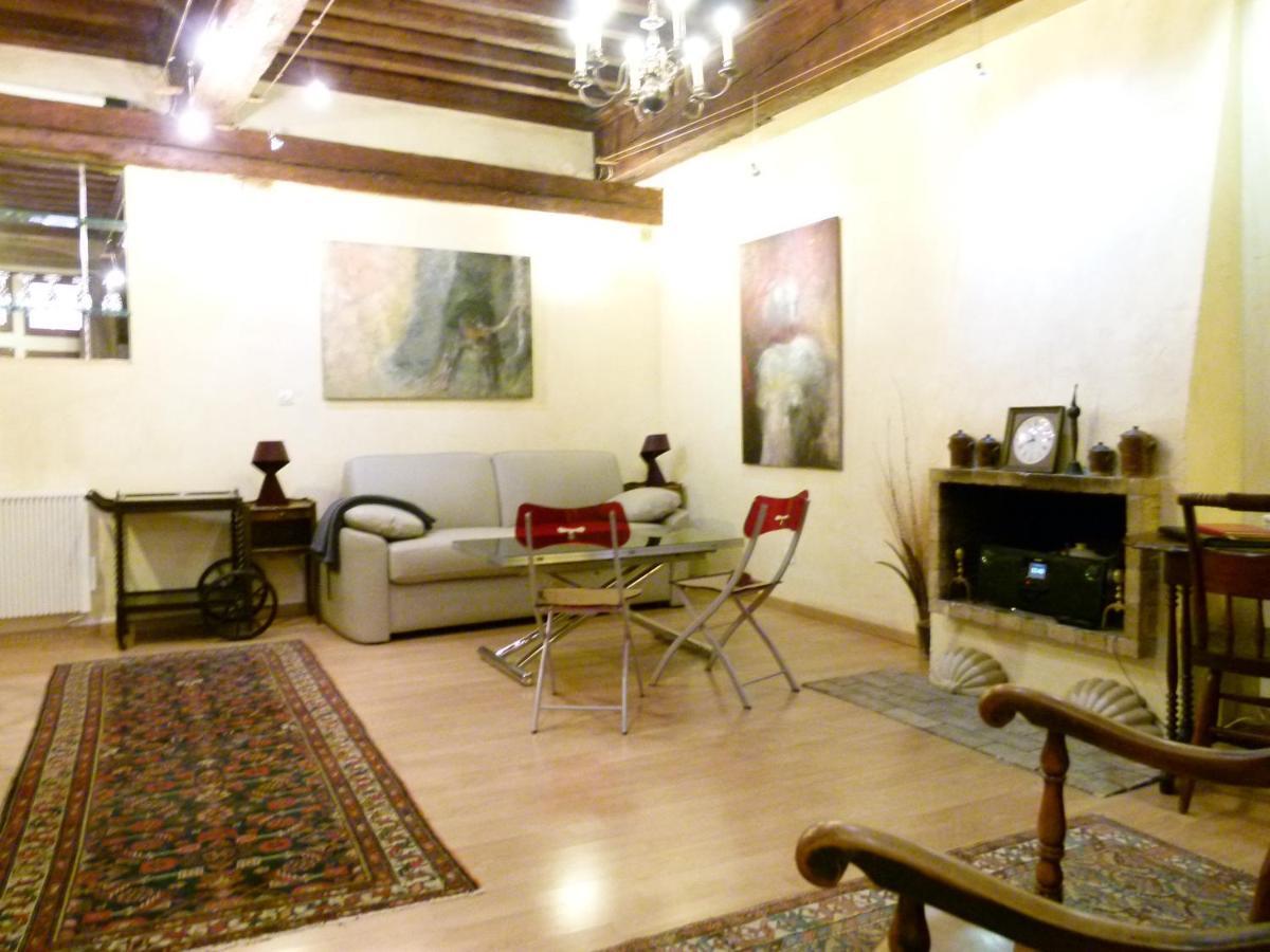 Vieux Lyon Cour Renaissanceアパートメント 部屋 写真